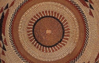 Yurok basketry cap, detail of start