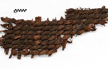 Close simple twine basketry fragment (side one)