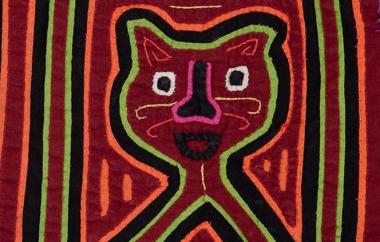 Child's mola blouse with two cats. (detail, back)